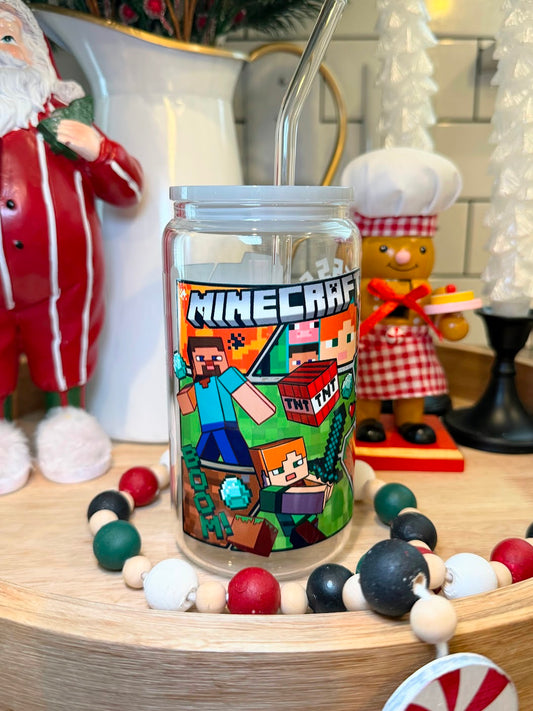 Crafted Realms Cup | Light Gray Acrylic Lid | 16oz Glass Cup