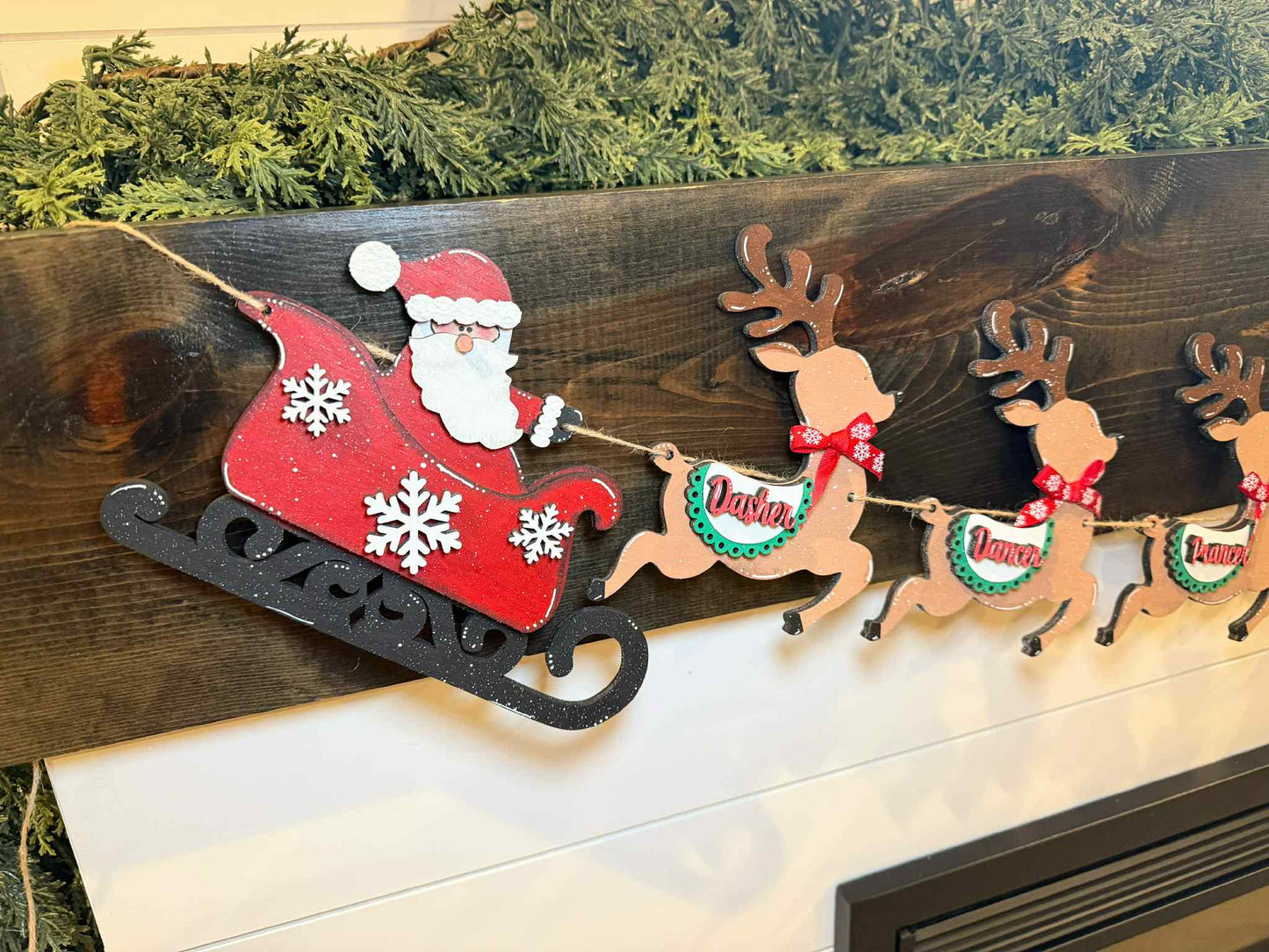 Santa’s Sleigh & Reindeer Garland | Holiday Mantle Decor