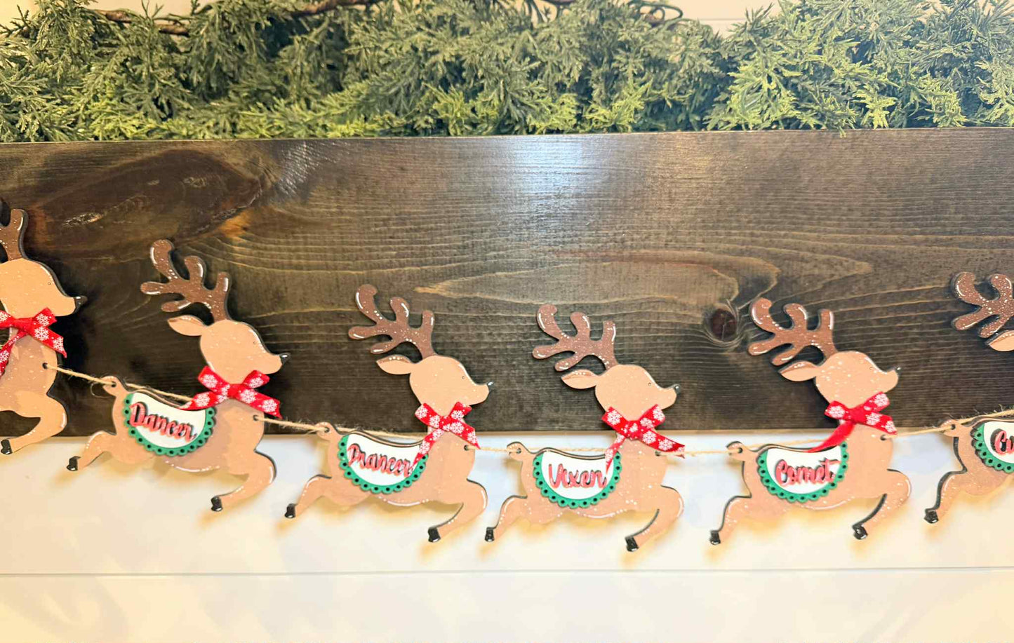 Santa’s Sleigh & Reindeer Garland | Holiday Mantle Decor